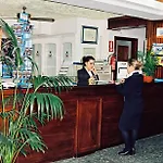 Отель Tropical
