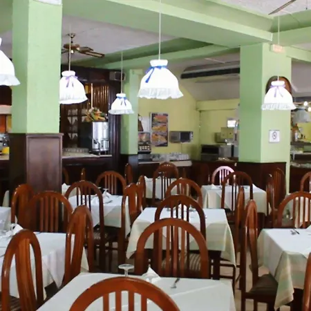 Tropical Hotell 3*