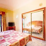 Tropical 3*