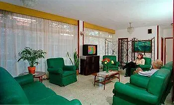 Tropical 3*