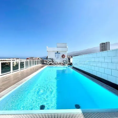 Tropical Hotel 3*