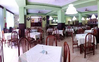 Tropical ホテル 3*