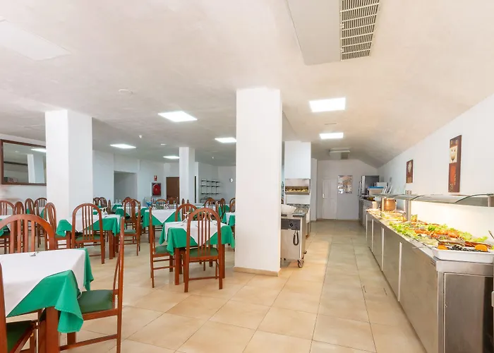 Tropical Hotell 3*